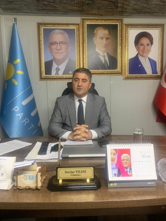 Gençler, Cumhuriyete Sahip Çıkıyor