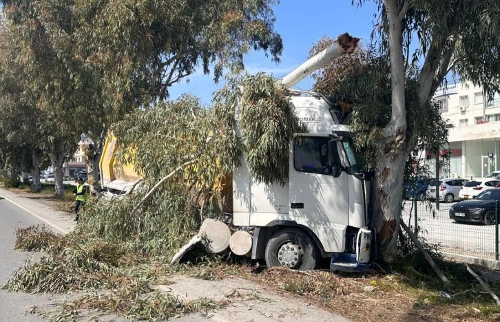 Lefkoşa-Gazimağusa ana yolunda trafik kazası