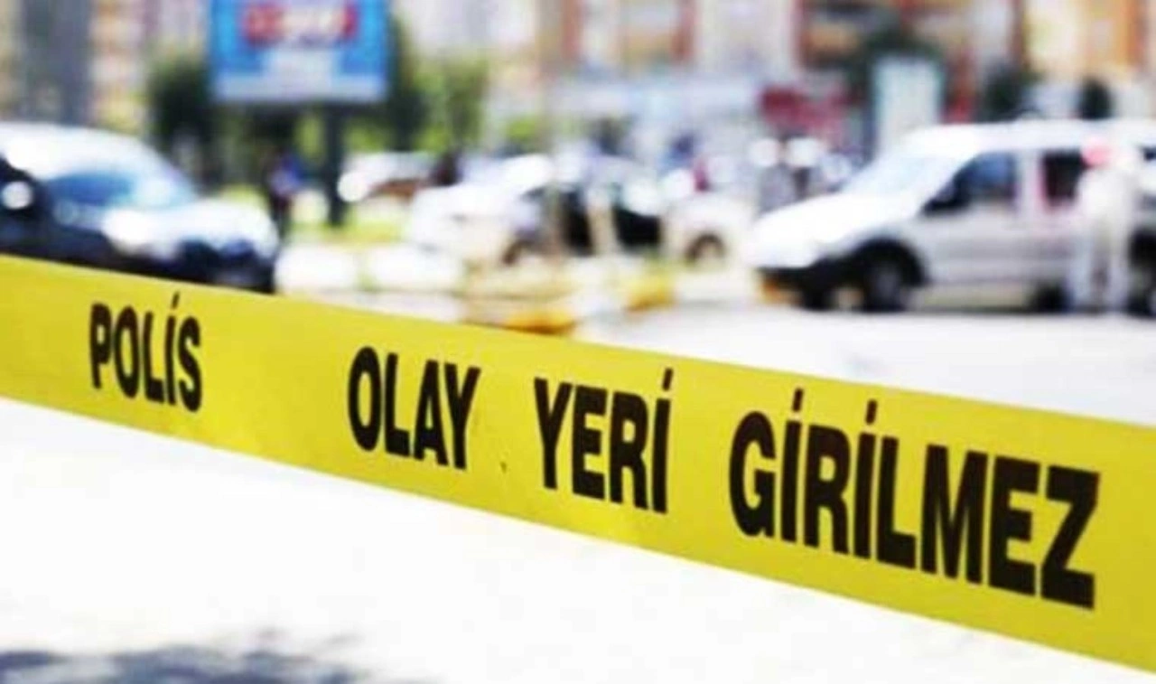 Uşak'ta bıçaklı kavgada kan aktı: Ölü ve yaralılar var!