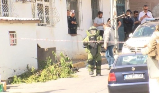 Beyoğlu'nda şüpheli paket polisi harekete geçirdi