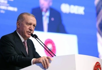 Erdoğan: “Ticaret ve diplomasi alanında İsrail üzerindeki baskıyı sürdüreceğiz”