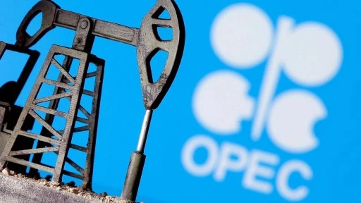 OPEC&#x27;ten kritik rapor: Petrol &#xFC;retimi d&#xFC;&#x15F;&#xFC;yor!