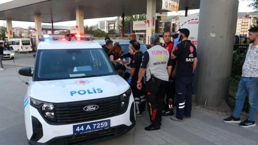 Otobüste tartıştılar: İndikleri durakta birbirlerini bıçakladılar!