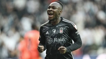 Rıza Çalımbay galibiyetle başladı. Beşiktaş, Başakşehir'i tek golle mağlup etti