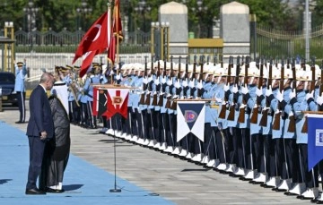 TC Cumhurbaşkanı Erdoğan, Kuveyt Emiri es-Sabah'ı resmi törenle karşıladı